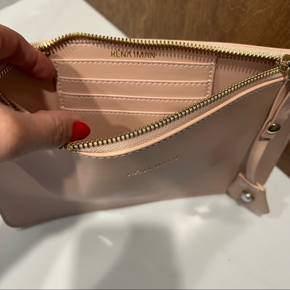 Laura Clutch in Blush by Réna IMAN - Picture 3 of 5